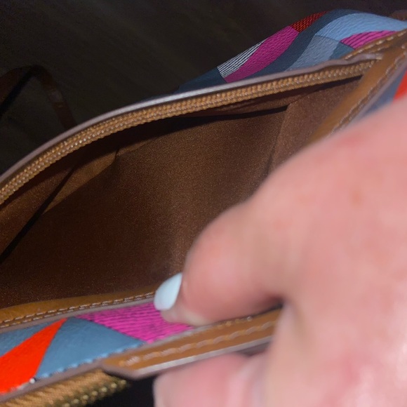 Authentic Fossil Crossbody. NWOT. 👛 - Picture 6 of 6